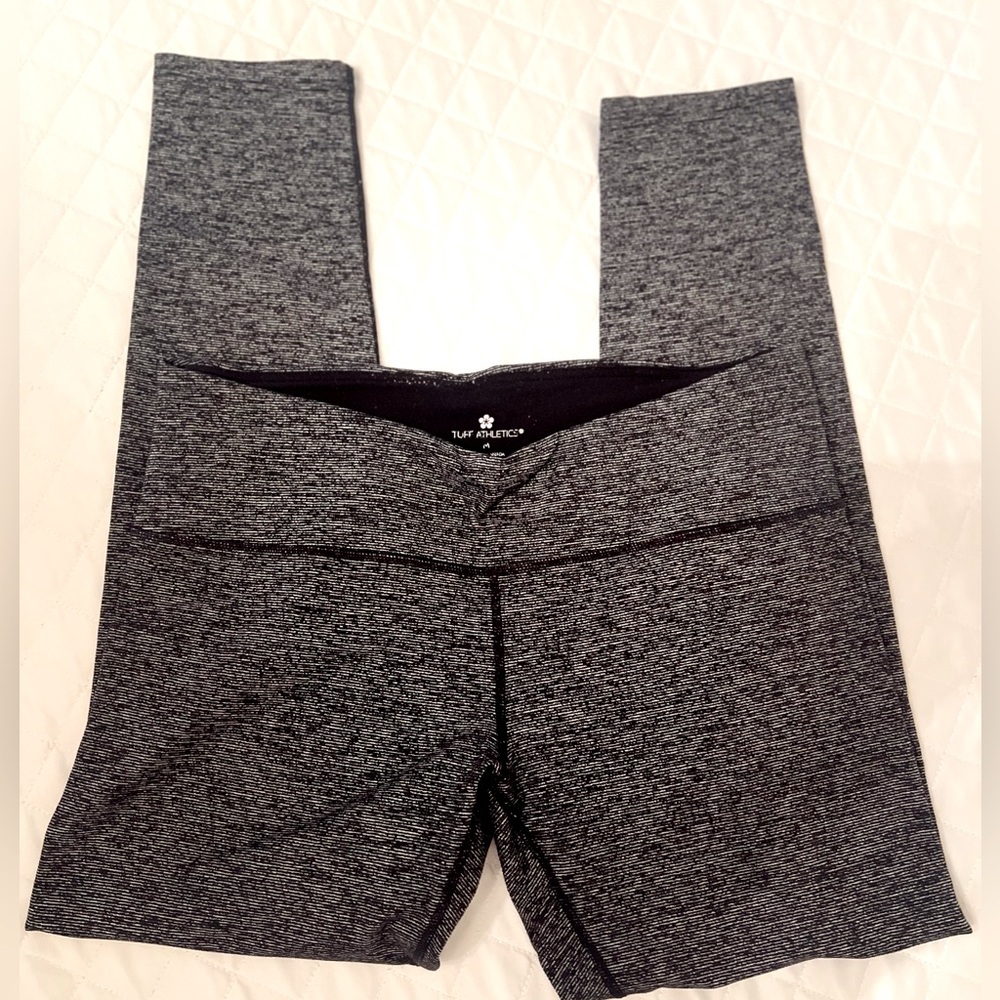 TUFF Athletics Women’s Leggings | Medium | GUC